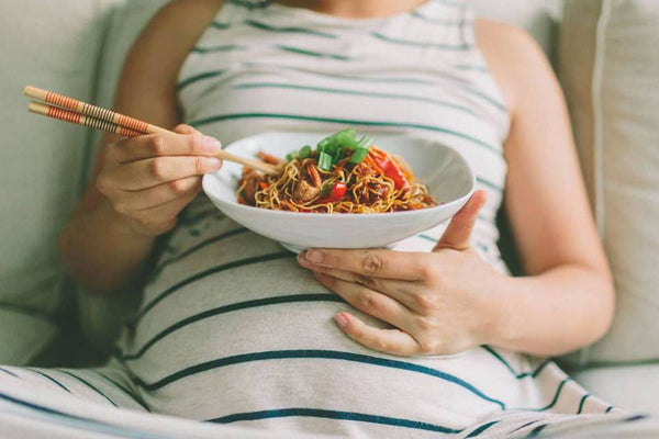 5 of the most common pregnancy cravings (and the reasons why women crave them!)